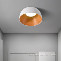 Holzoberfläche runde moderne LED -Deckenlampe montiert